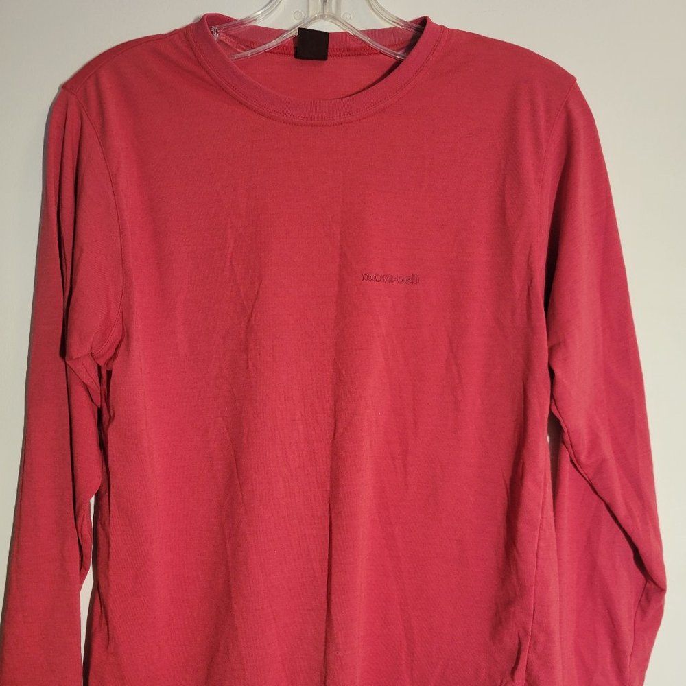 Vintage Mont-Bell T-Shirt Top Women's S Red Long Sleeve Pullover Crew Neck